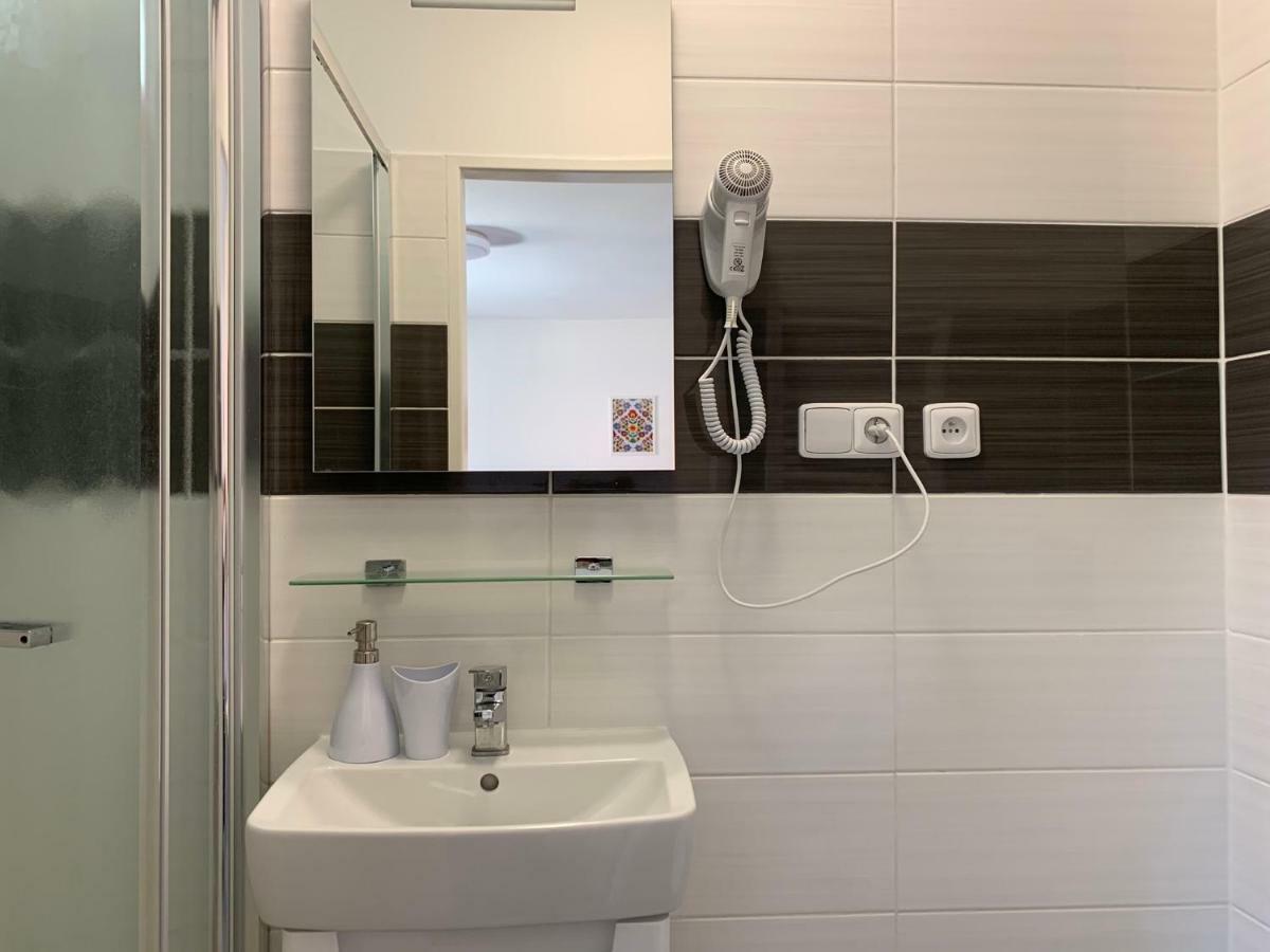 Mikulov Inn - Apartments Slunce Dış mekan fotoğraf