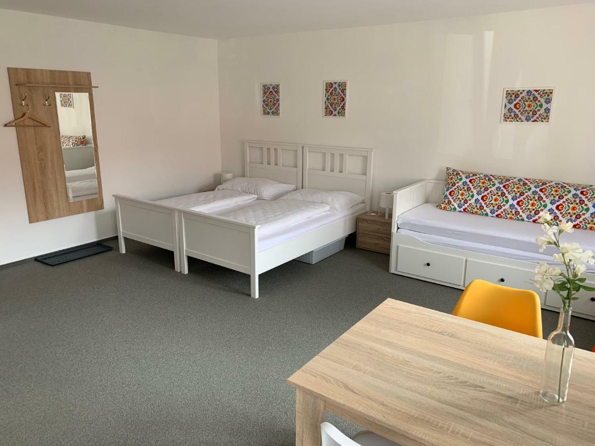 Mikulov Inn - Apartments Slunce Dış mekan fotoğraf