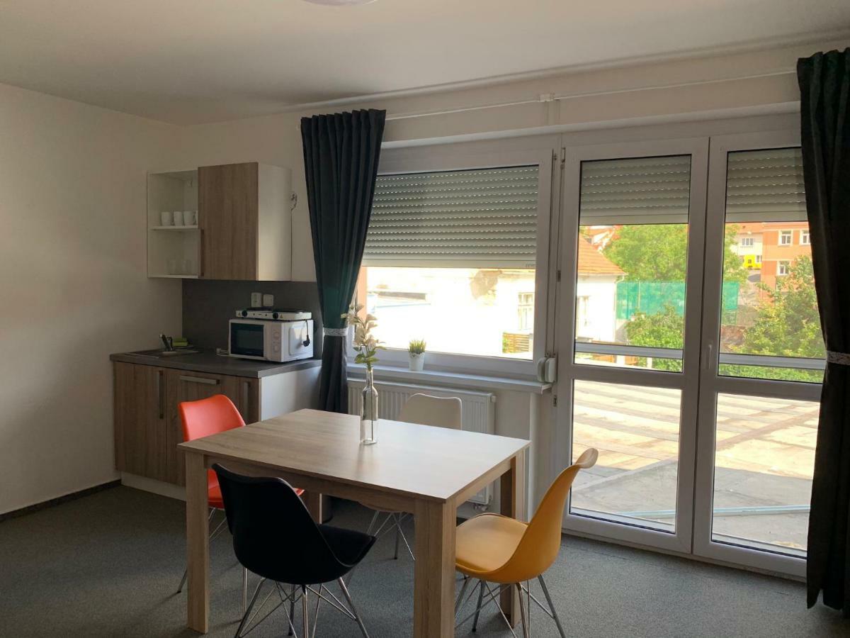 Mikulov Inn - Apartments Slunce Dış mekan fotoğraf